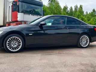 2009 BMW 3 серии 320i V (E90/E91/E92/E93), чёрный, 1500000 рублей, вид 4