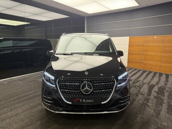 2024 Mercedes-Benz V-Класс Extra Long 300 d экстра длинный III (W447) Рестайлинг 2, чёрный, 17200000 рублей - вид 5