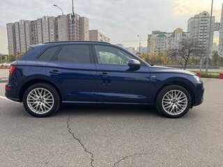 2020 Audi Q5 II (FY), синий, 4250000 рублей, вид 5
