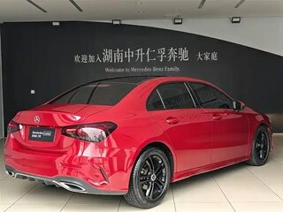 2022 Mercedes-Benz A-Класс 180 Long IV (W177) Рестайлинг, красный, 1582000 рублей, вид 3