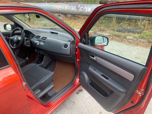 2007 Suzuki Swift AMT III, красный, 555000 рублей - вид 10