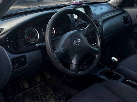 2006 Nissan Almera II (N16) Рестайлинг, чёрный, 250000 рублей - вид 5