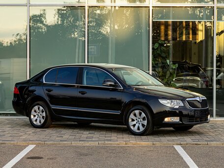 2011 Skoda Superb II, чёрный, 1195000 рублей, вид 3