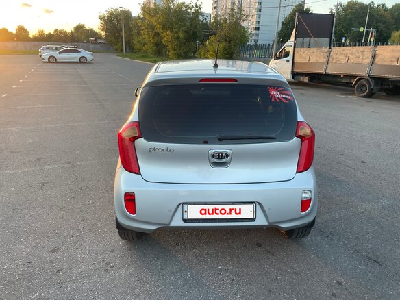 2012 Kia Picanto II, серебристый, 900000 рублей - вид 4