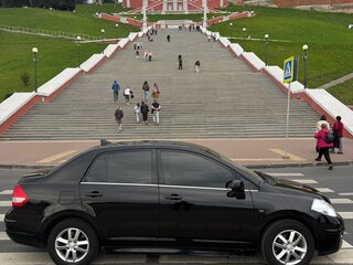 2010 Nissan Tiida I Рестайлинг, чёрный, 520000 рублей, вид 3