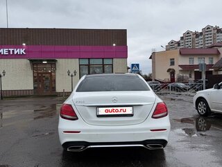 2016 Mercedes-Benz E-Класс 200 V (W213, S213, C238), белый, 2950000 рублей, вид 4