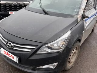 2016 Hyundai Solaris I Рестайлинг, серебристый, 390000 рублей, вид 2
