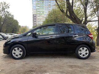 2017 Nissan Note II Рестайлинг, чёрный, 800000 рублей, вид 4