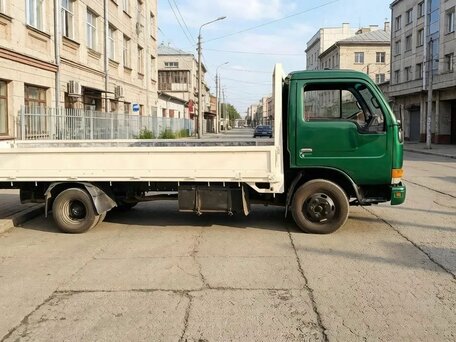 1995 Nissan Diesel Condor, зелёный, 1560000 рублей, вид 1