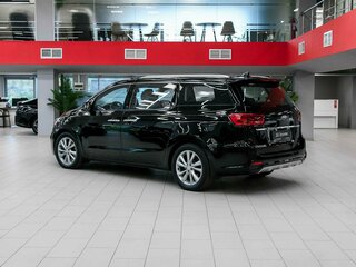 2018 Kia Carnival III, чёрный, 2690000 рублей, вид 4
