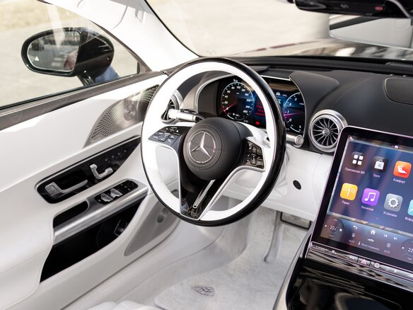 2026 Mercedes-Benz Maybach SL SL 680, пурпурный, 33990000 рублей - вид 29