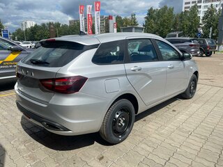 2026 Lada (ВАЗ) Vesta I Рестайлинг (NG), серебристый, 1885000 рублей, вид 4
