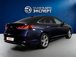 2018 Hyundai Sonata VII (LF) Рестайлинг, синий, 1865000 рублей, вид 4