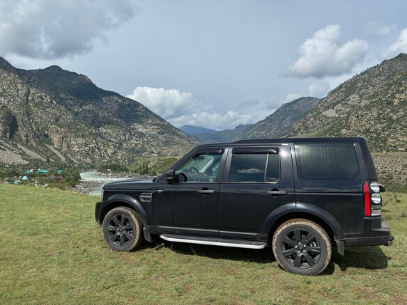 2016 Land Rover Discovery IV Рестайлинг, чёрный, 2750000 рублей - вид 4