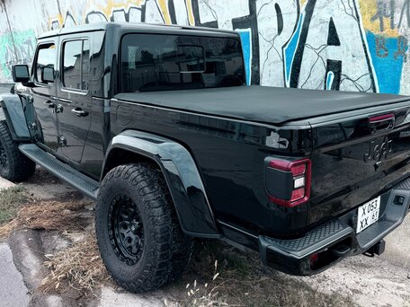 2021 Jeep Gladiator II (JT), чёрный, 6200000 рублей, вид 5