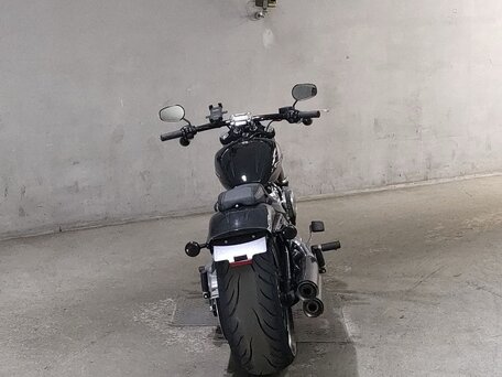 2022 Harley-Davidson Breakout, чёрный, 1875000 рублей, вид 4