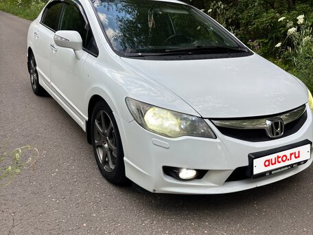 2010 Honda Civic VIII Рестайлинг, белый, 730000 рублей, вид 3