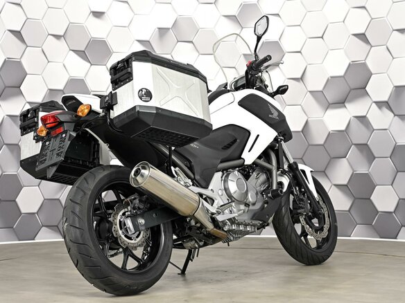 2012 Honda NC 700X, белый, 655000 рублей - вид 6