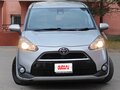 2017 Toyota Sienta II, серый, 1130000 рублей - вид 1