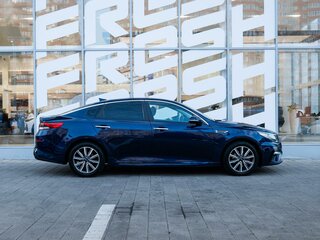 2019 Kia Optima IV Рестайлинг, синий, 1643000 рублей, вид 5
