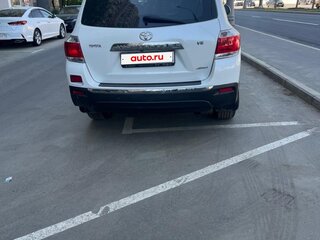 2013 Toyota Highlander II (XU40) Рестайлинг, белый, 1750000 рублей, вид 4