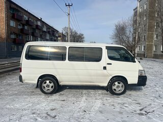 2001 Toyota HiAce H100, белый, 790000 рублей, вид 4