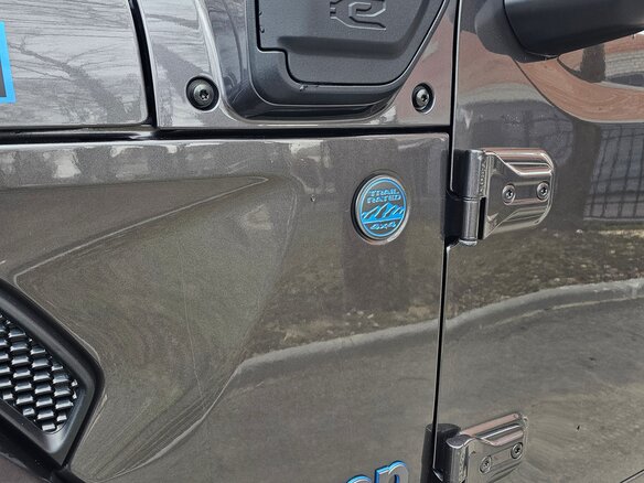 2021 Jeep Wrangler IV (JL), серый, 5000000 рублей - вид 11