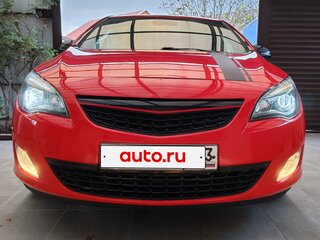 2011 Opel Astra J, красный, 999000 рублей, вид 4