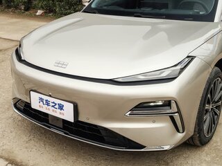 2026 Geely Galaxy Starshine 8 18.4 kWh, бежевый, 3603079 рублей, вид 4
