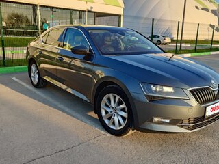 2018 Skoda Superb III, серый, 2500000 рублей, вид 3