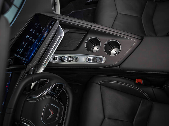 2026 Chevrolet Corvette Stingray C8, зелёный, 15627588 рублей - вид 28