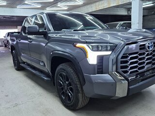 2024 Toyota Tundra CrewMax III, серый, 7800000 рублей, вид 5