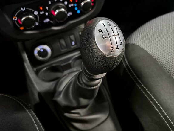 2018 Renault Duster I Рестайлинг, коричневый, 1469000 рублей - вид 12
