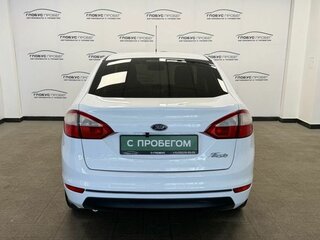 2016 Ford Fiesta Mk6 Рестайлинг, белый, 719000 рублей, вид 5