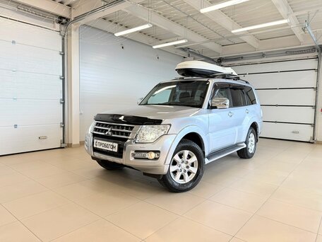 Mitsubishi Pajero IV Рестайлинг 2