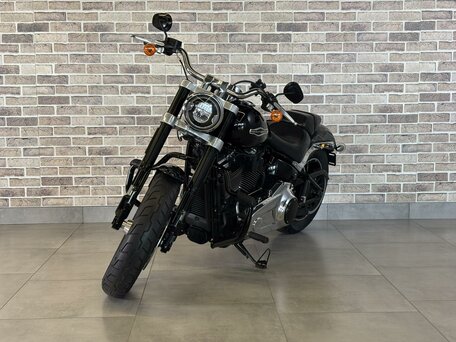 2019 Harley-Davidson Sport Glide, чёрный, 1370000 рублей, вид 4