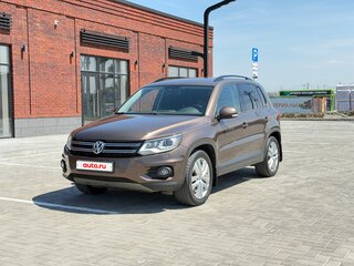 2014 Volkswagen Tiguan I Рестайлинг, коричневый, 1499990 рублей, вид 1