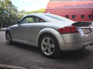 2000 Audi TT I (8N), серебристый, 600000 рублей, вид 3