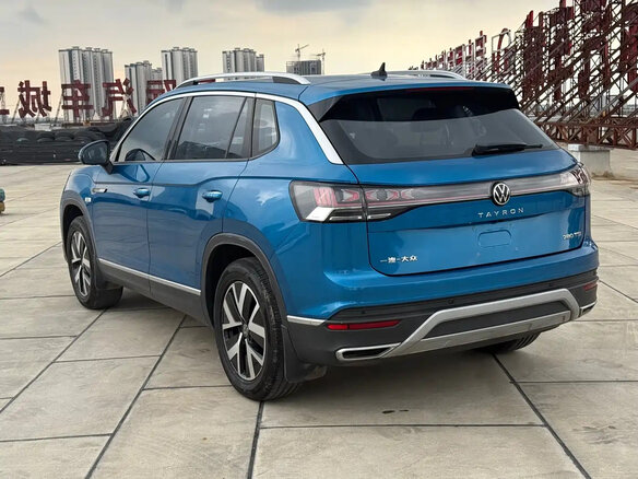 2023 Volkswagen Tayron I Рестайлинг, синий - вид 6