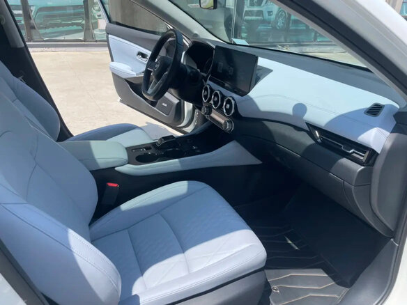 2023 Nissan Sylphy IV (B18) Рестайлинг, белый - вид 7
