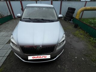 2011 Skoda Fabia II Рестайлинг, серебристый, 398000 рублей, вид 2