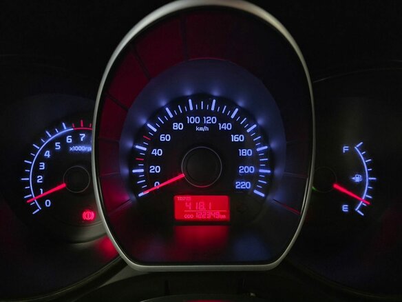 2014 Kia Rio III, серый, 830000 рублей - вид 10