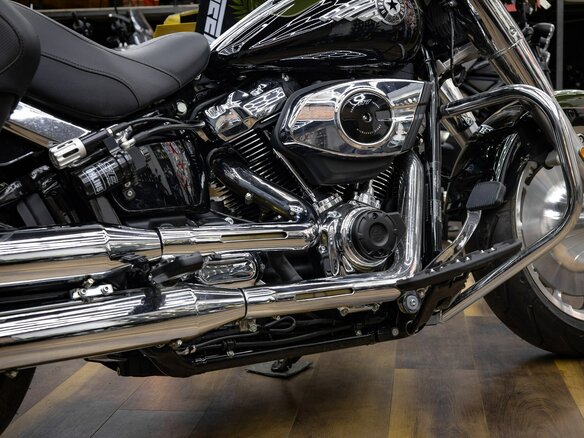 2026 Harley-Davidson Fat Boy, чёрный, 3290000 рублей - вид 17