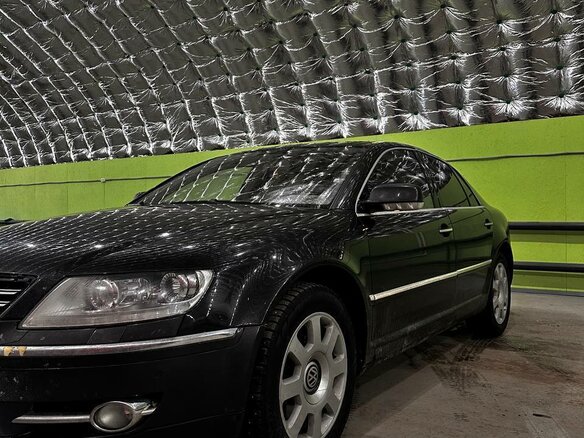 2008 Volkswagen Phaeton I, коричневый, 1290000 рублей - вид 1