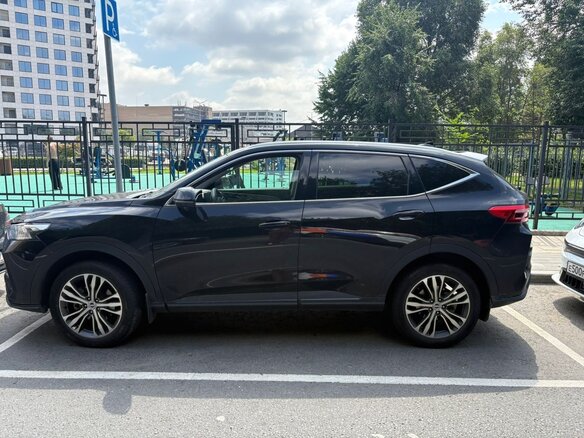 2022 Haval F7 I Рестайлинг, чёрный, 2300000 рублей - вид 1