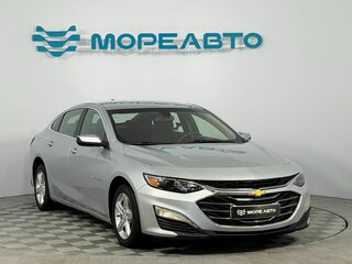 2018 Chevrolet Malibu IX, серебристый, 1097000 рублей, вид 3