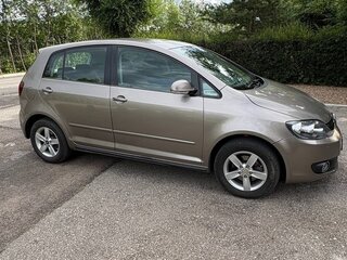 2011 Volkswagen Golf Plus II, коричневый, 600000 рублей, вид 2