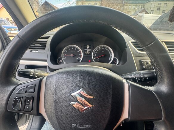 2011 Suzuki Swift IV, серый, 900000 рублей - вид 11