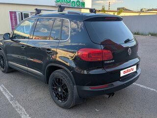 2013 Volkswagen Tiguan I Рестайлинг, чёрный, 1400000 рублей, вид 3
