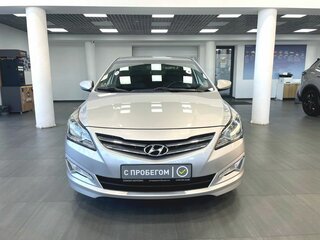 2014 Hyundai Solaris I Рестайлинг, серебристый, 1049900 рублей, вид 2